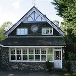 The Mews At The Coach House Pensionat