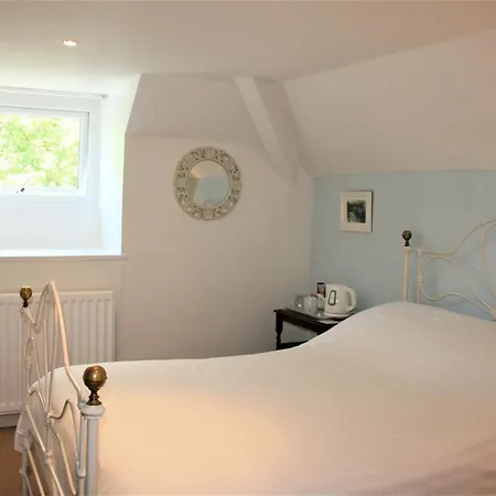 The Mews At The Coach House 4*