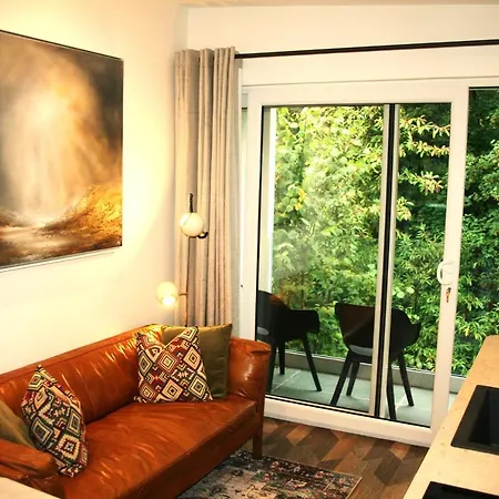 ゲストハウス The Mews At The Coach House