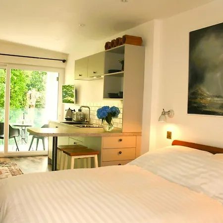 The Coach House Guest house