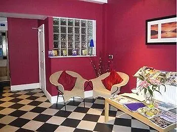 The Mews At The Coach House 4*