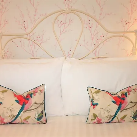 بيت ضيافة The Coach House 4*