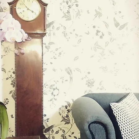 بيت ضيافة The Coach House
