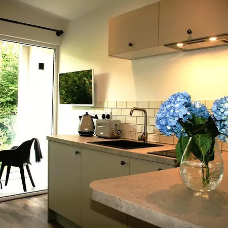 The Mews At The Coach House 4*